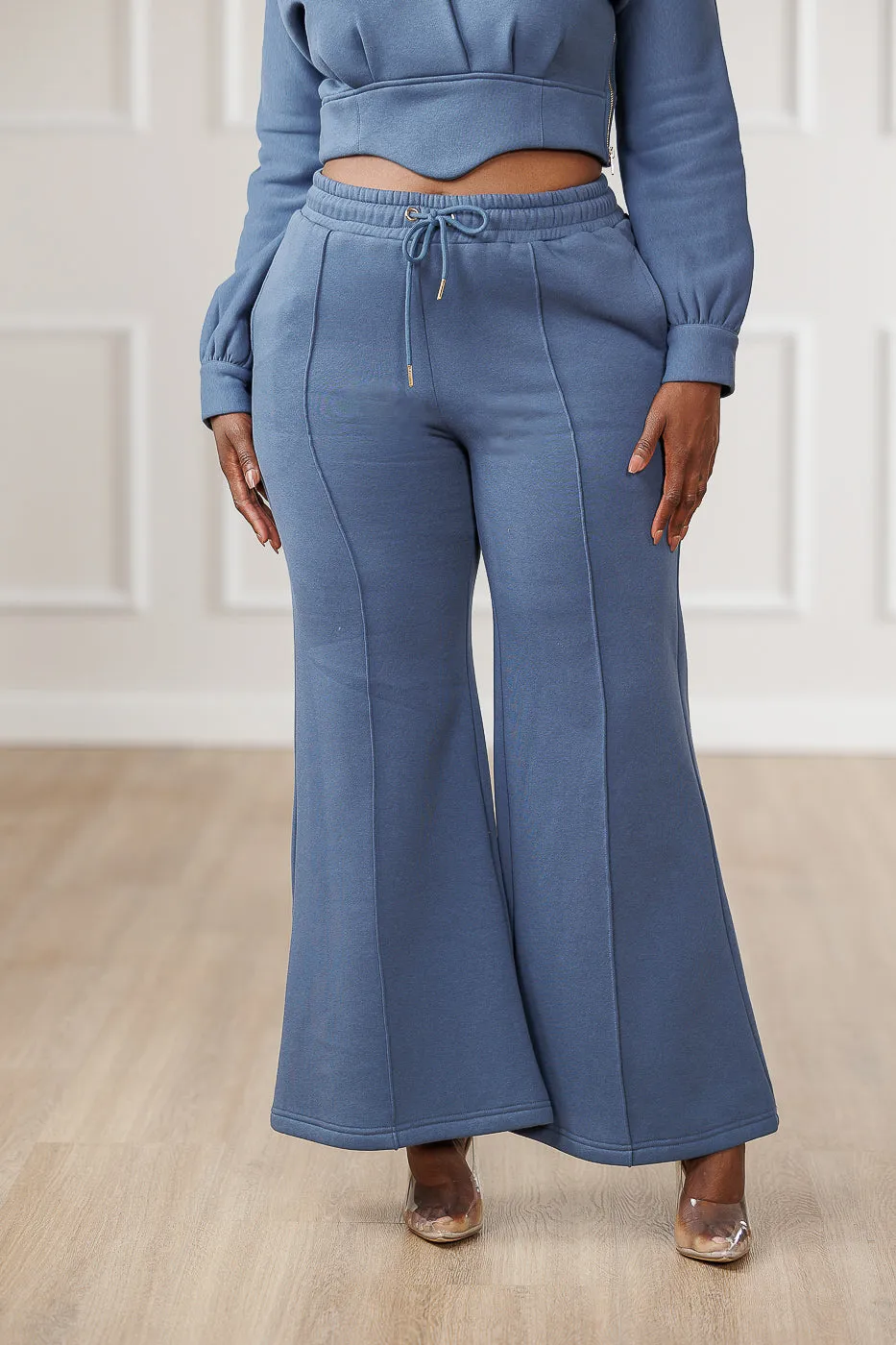 FINAL SALE - Quinnley Seamed Flare Pants - Steel Blue