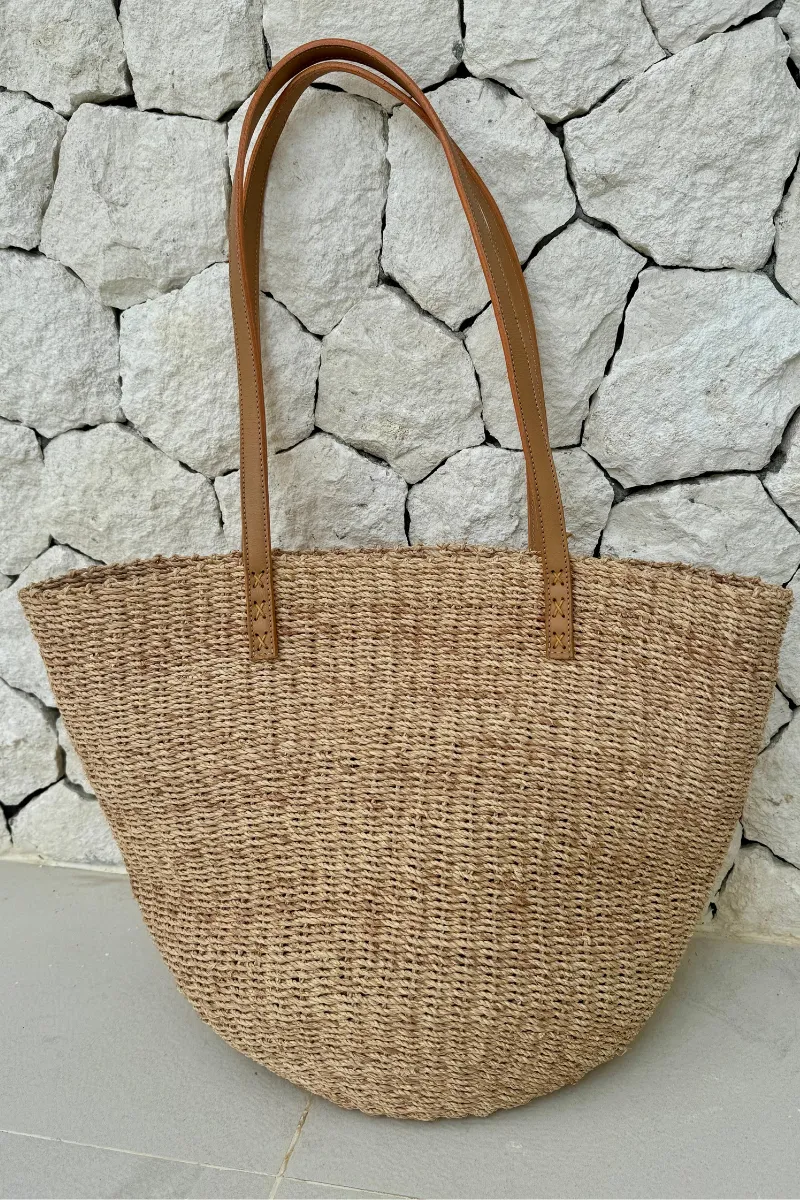 NAMASTE RATTAN BASKET - TAN